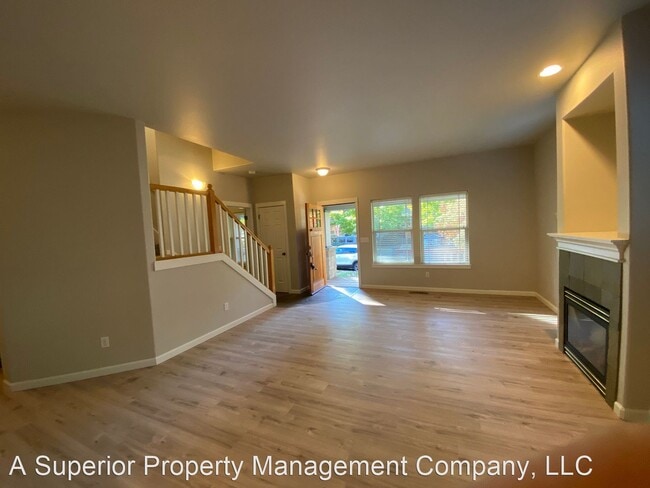 Building Photo - 5 br, 3 bath House - 21328 Oakview Dr.