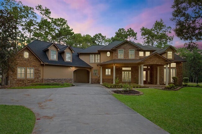 Foto del edificio - 10906 Crestwater Cir