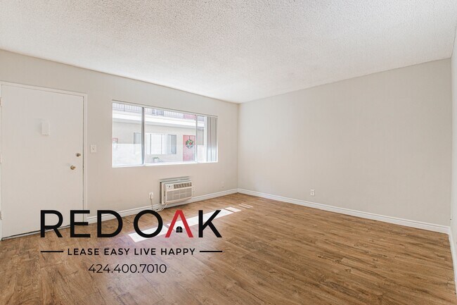 Foto del edificio - 3399 Bennett Dr