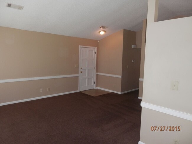 Building Photo - 2926 Susan Dr