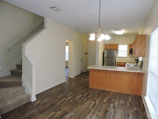 Foto del edificio - 1284 Jasper St