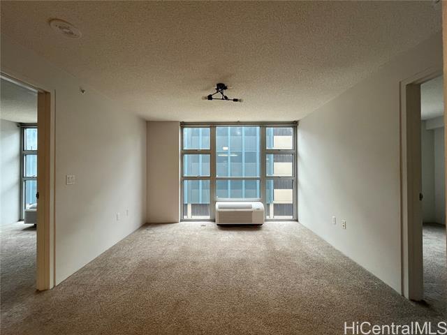 Building Photo - 7000 Hawaii Kai Dr