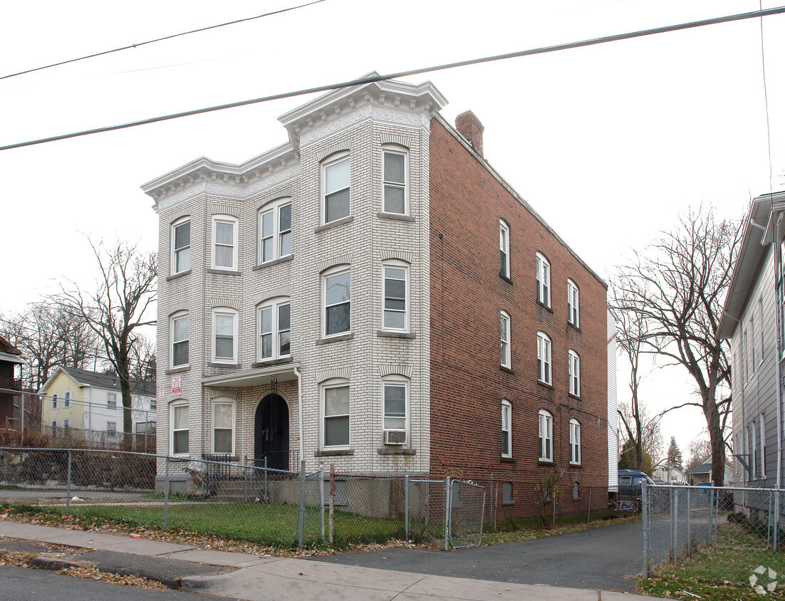 Building Photo - 15-17 Hamilton St