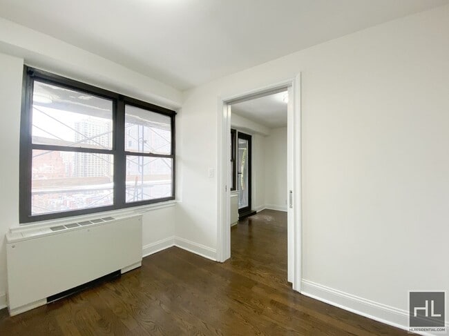 Building Photo - East 82nd Street