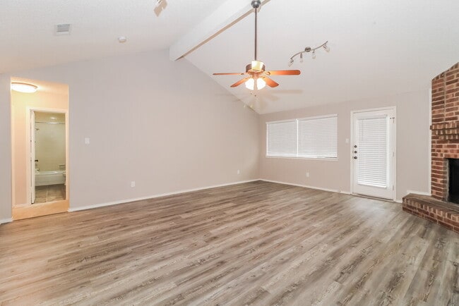 Building Photo - 2301 Fall Ct