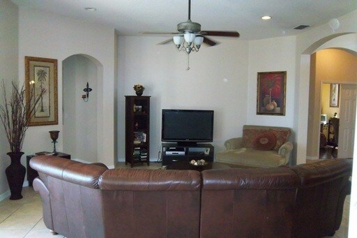 Building Photo - Lake Mary - 4 Bedroom 2 Bathroom - 2595.00