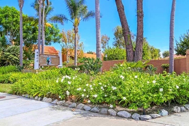 Foto principal - 6600 Warner Ave