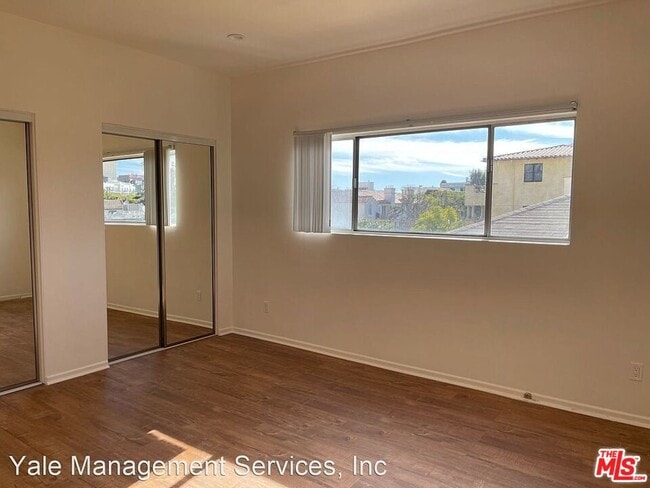 Building Photo - 1677 Westholme Ave