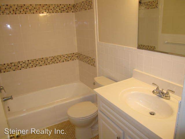 Building Photo - 2522 Columbia Ave