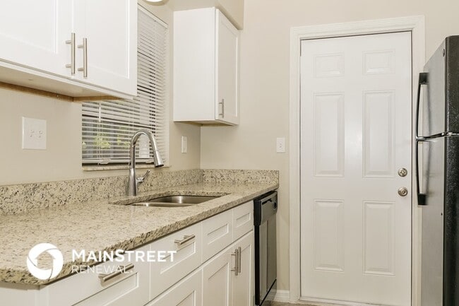 Building Photo - 6830 Caliph Ave