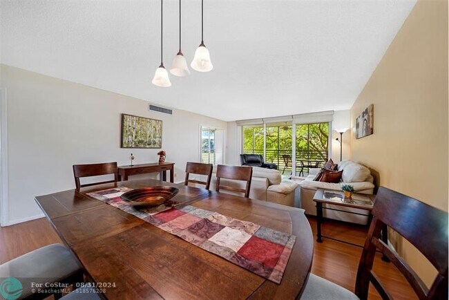 Foto del edificio - 3507 Oaks Way