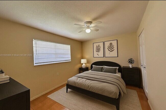 Foto del edificio - 6036 SW 39th St
