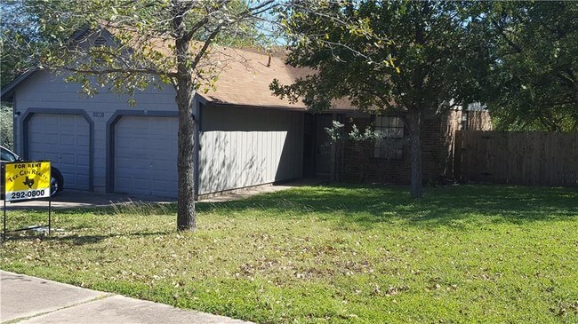 Building Photo - 12138 N Lamar Blvd