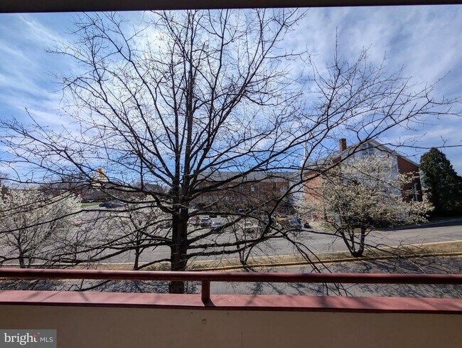 Foto del edificio - 6431 Richmond Hwy
