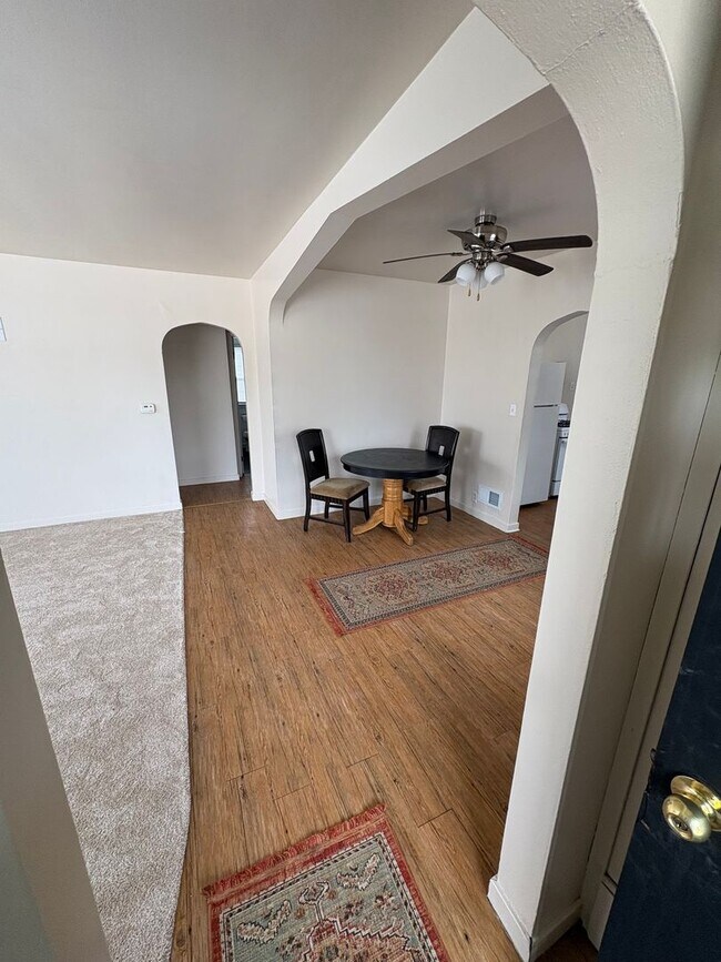 Foto del edificio - 3bd 2ba