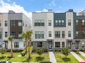 Building Photo - 2236 Brix St