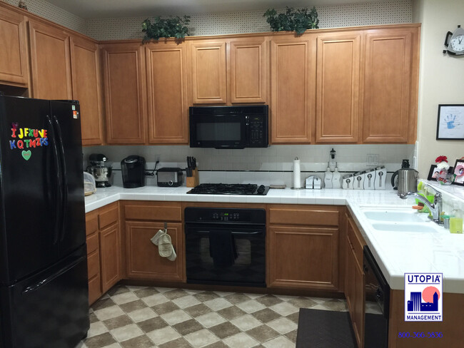 Building Photo - Treviso Townhouse in Santee