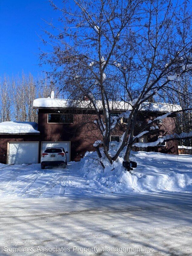 Primary Photo - 3 br, 1 bath House - 665 Gradelle Ave