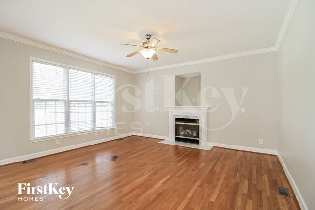 Foto del edificio - 403 Beech Ridge Rd