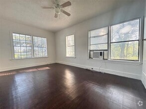 Building Photo - 3312 Oak Springs Dr