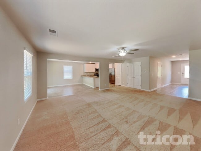 Foto del edificio - 85 Parkers Gate Dr