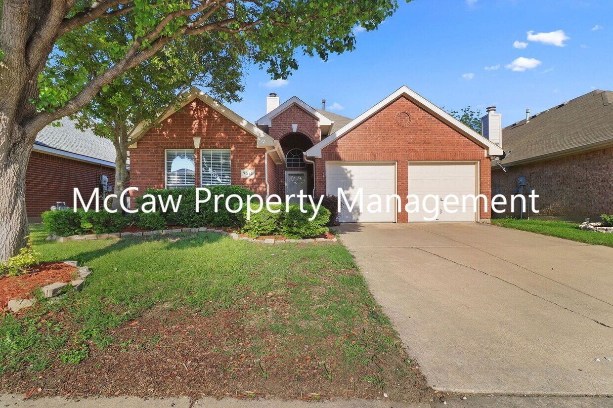 Foto principal - 7012 Deer Ridge Dr