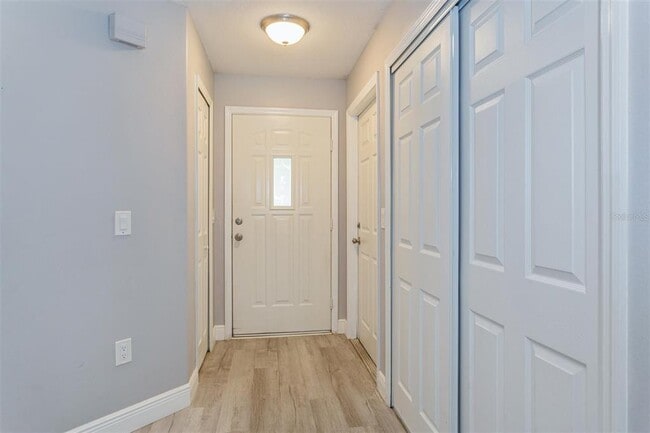 Building Photo - 2909 Summer Winds Cir