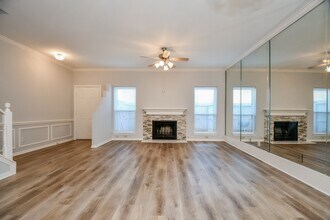 Building Photo - 8085 El Mundo St