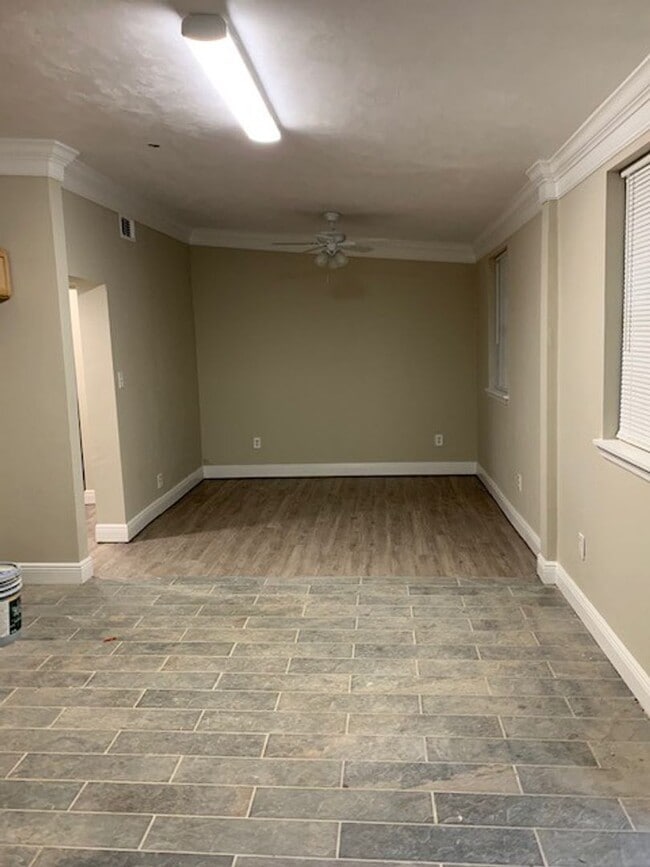 Photo - 3 bedroom 3 bath house in Midtown!! Available July 2026!