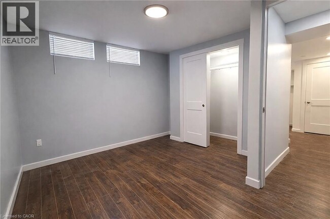 Building Photo - 43 Southwood Dr