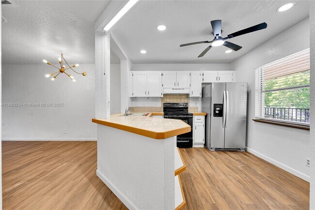 Foto del edificio - 9158 NW 40th St