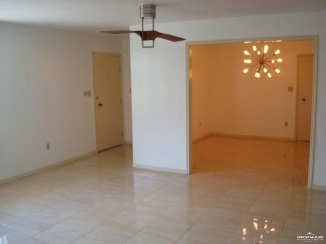 Foto del edificio - 700 Fern Ave W
