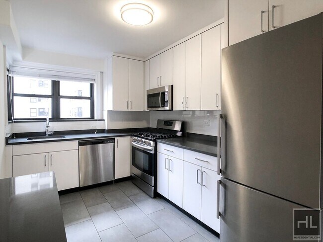 Building Photo - East 89th STREET