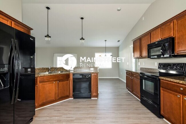 Foto del edificio - 3 Bedroom Pet-Friendly Home in Bartow, FL ...
