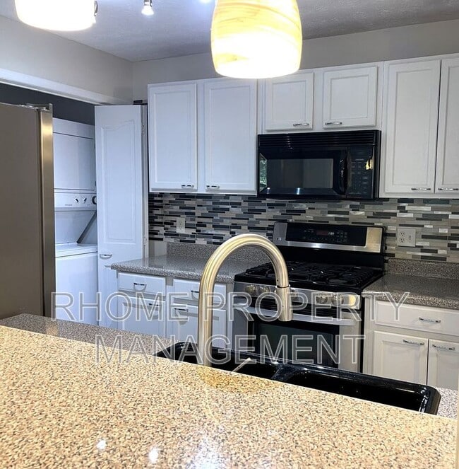 Photo - 514 Summit N Dr NE Apartment