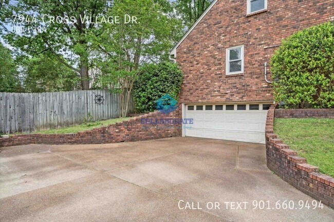 Building Photo - 7944 Cross Village Dr