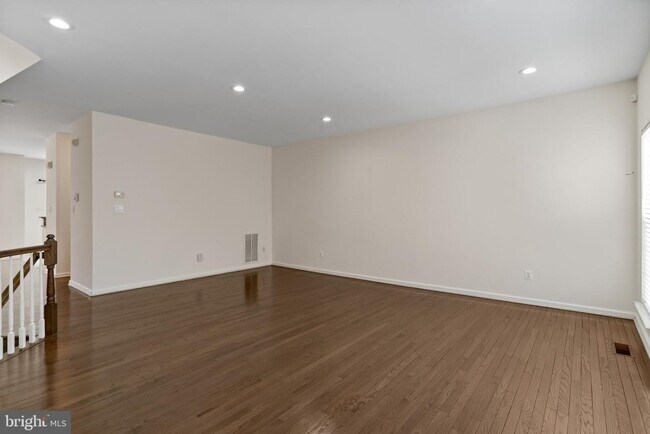 Foto del edificio - 13258 Maple Creek Ln
