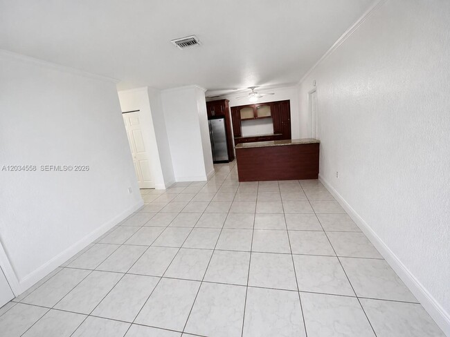 Foto del edificio - 3600 NW 175th St