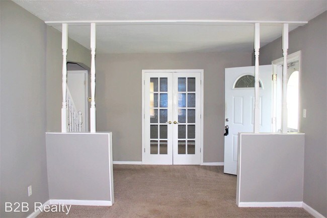Building Photo - 3 br, 1.5 bath House - 4684 W 158th St
