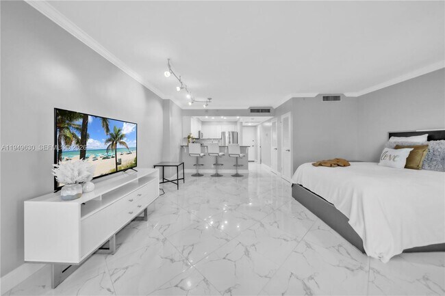 Foto del edificio - 2501 S Ocean Dr