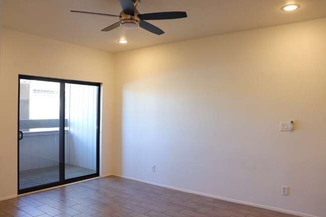Foto del edificio - 2938 N 61st Pl