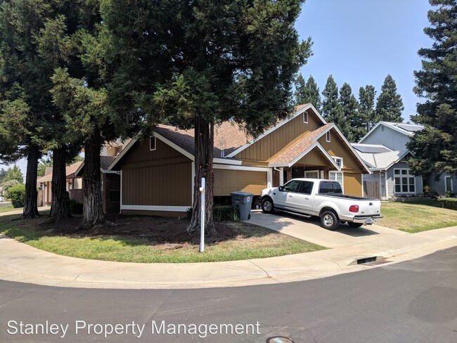 Building Photo - 3 br, 2 bath House - 5801 Valley Springs Way