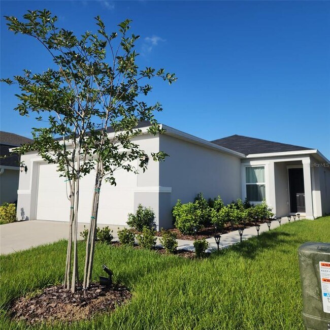 Building Photo - 1288 Papaya Cir.