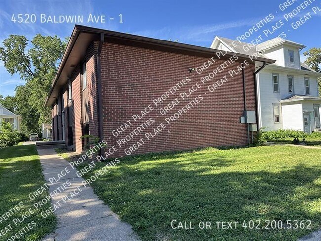 Foto del edificio - 4520 Baldwin Ave