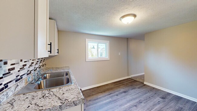 Foto del edificio - 3411 W.49th