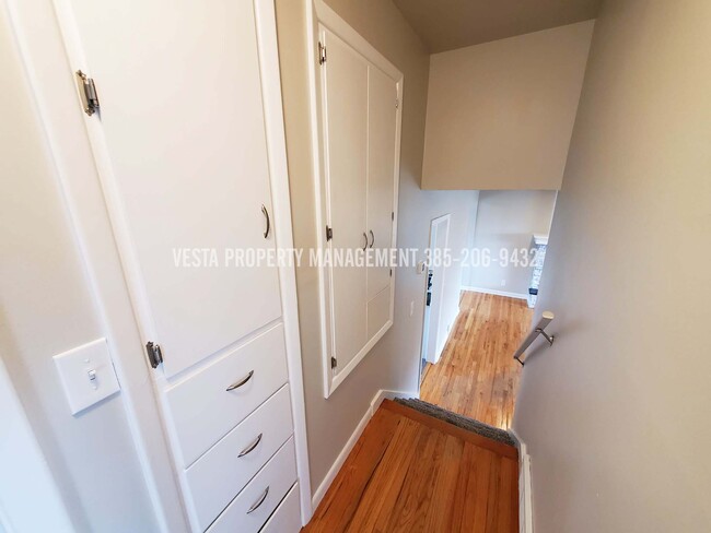 Foto del edificio - 1380 3rd St