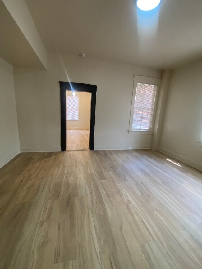 Foto del edificio - 2209 Shenandoah Ave