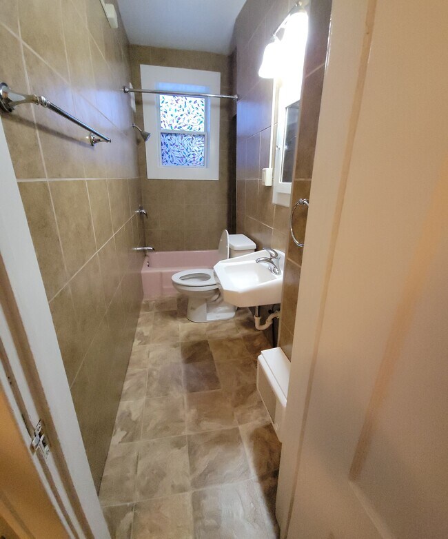 Bathroom - 116 E Washington Ave