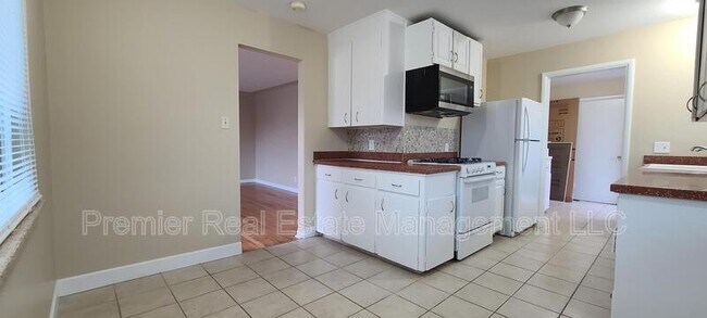 Foto del edificio - 6415 E 36th Ave