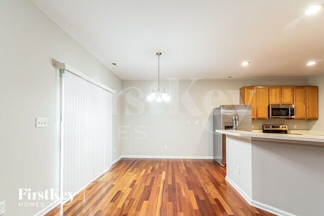Building Photo - 408 Hanson Rd